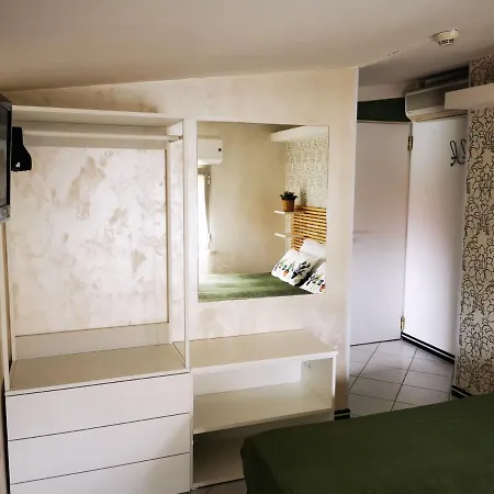 La Nidiola ホテル